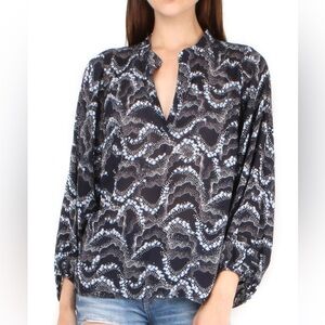 Warm Brand V Neck Navy Blouse (Size Large)